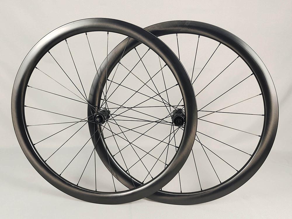 paintless-carbon-road-bicycle-wheels-1pair.jpg