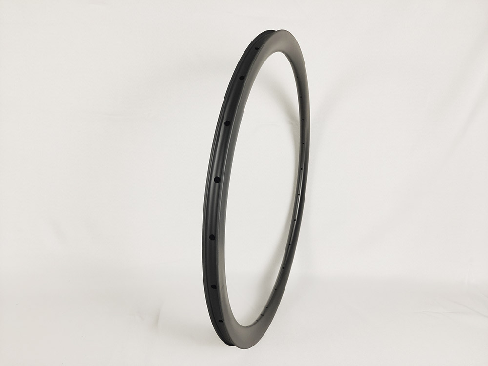 38mm Carbon road bike wheels tubeless rim disc brakes.jpg