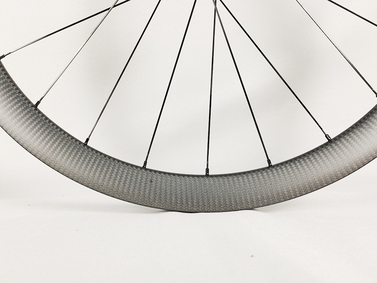 gravel bicycle wheels in 3k twill.jpg