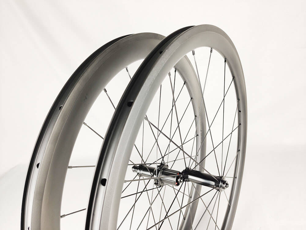 700c-carbon-rim-brake-road-bicycle-wheelset-38mm-50mm-sr030-13.jpg