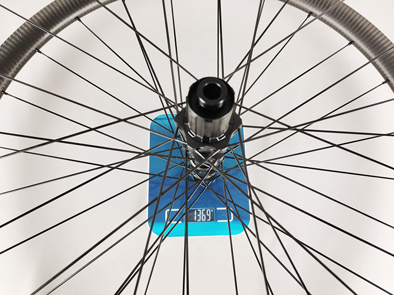 gravel-carbon-bikep-wheelset-weight.jpg