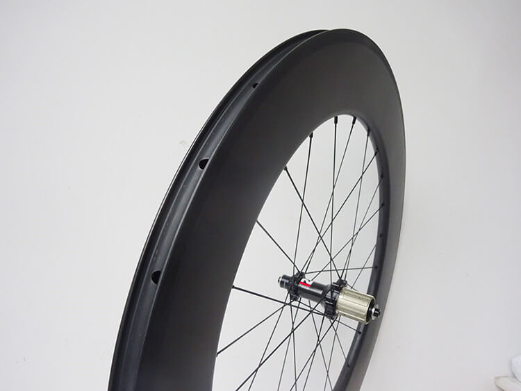 carbon tt bicycle wheelset 88mm rear wheel.jpg