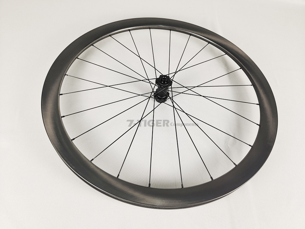 New paintless carbon disc brake wheelset ratchet system bike 10.jpg