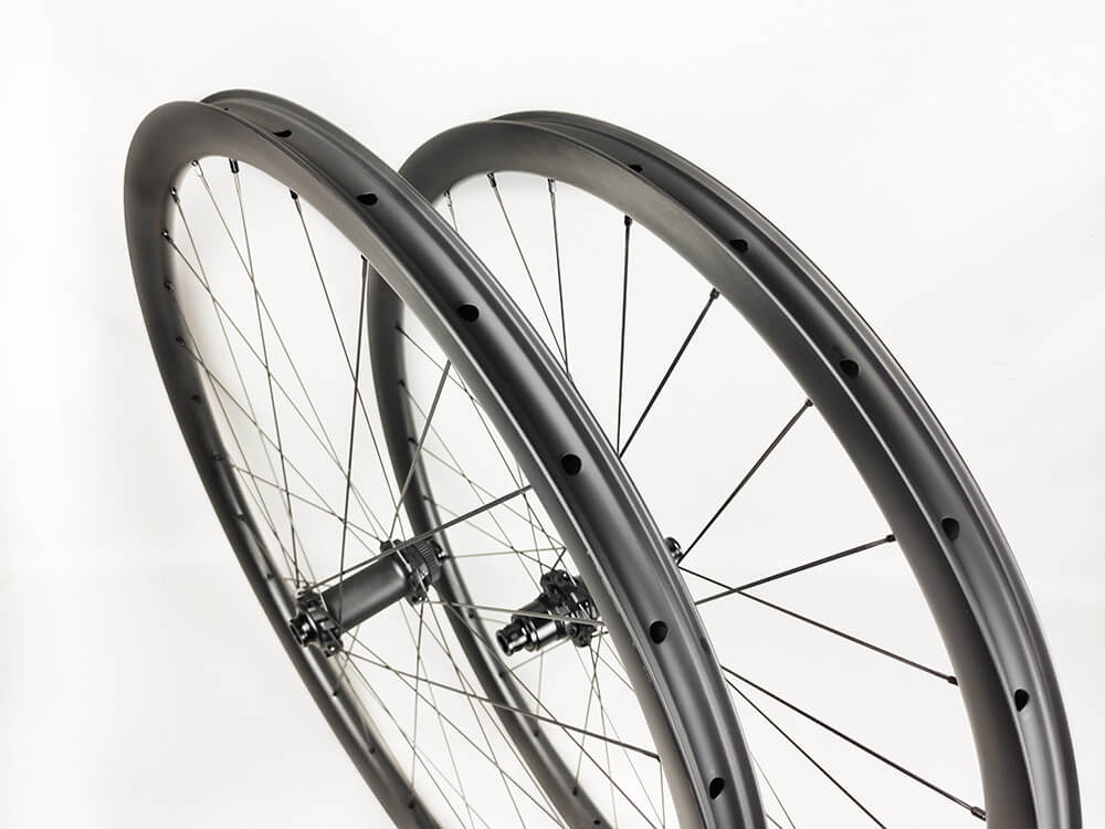 30mm-29-inch-mountain-bike-rims-with-disc-brakes-m50-carbon-wheelset-03.jpg