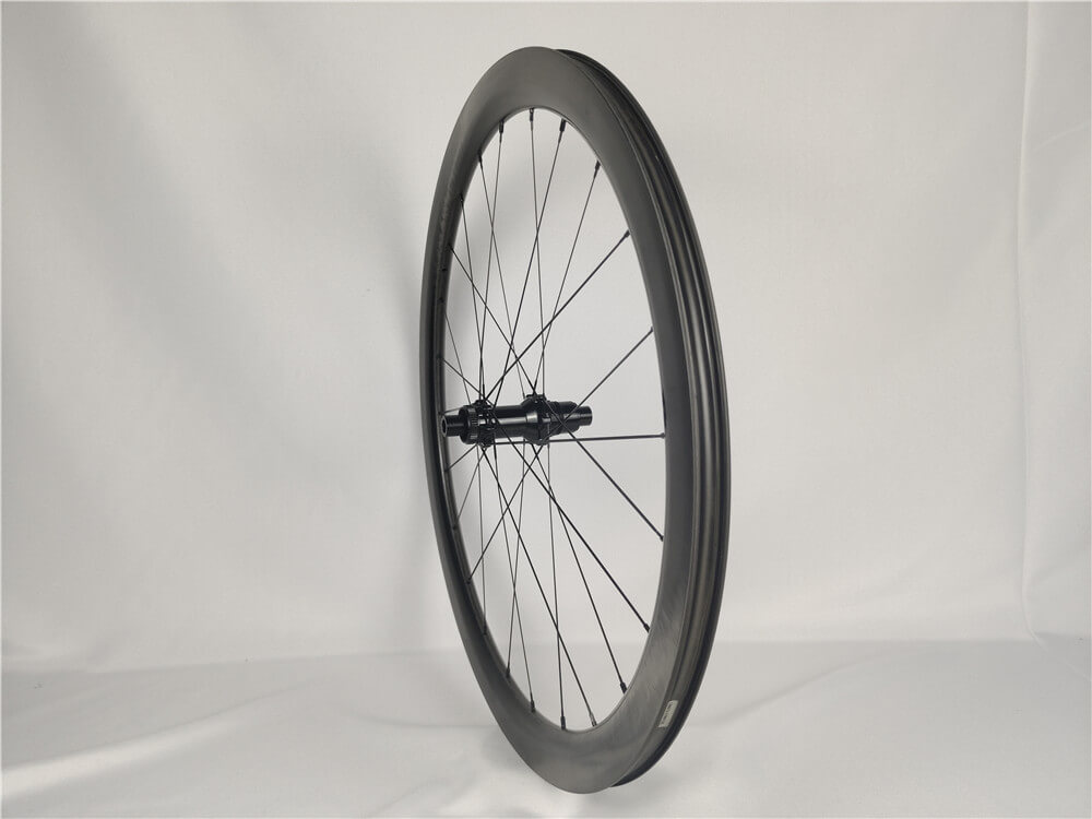 Revo-carbon-wheelset-45-8.jpg