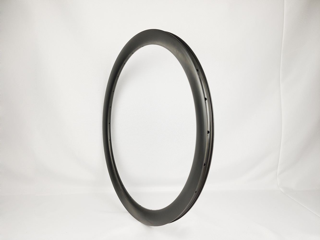 28mm-wide-carbon-road-bike-rims-trf45s-2.jpg