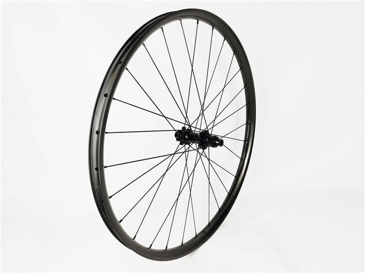 7tbike-mtb-carbon-bike-wheelset-tme9035-03.jpg