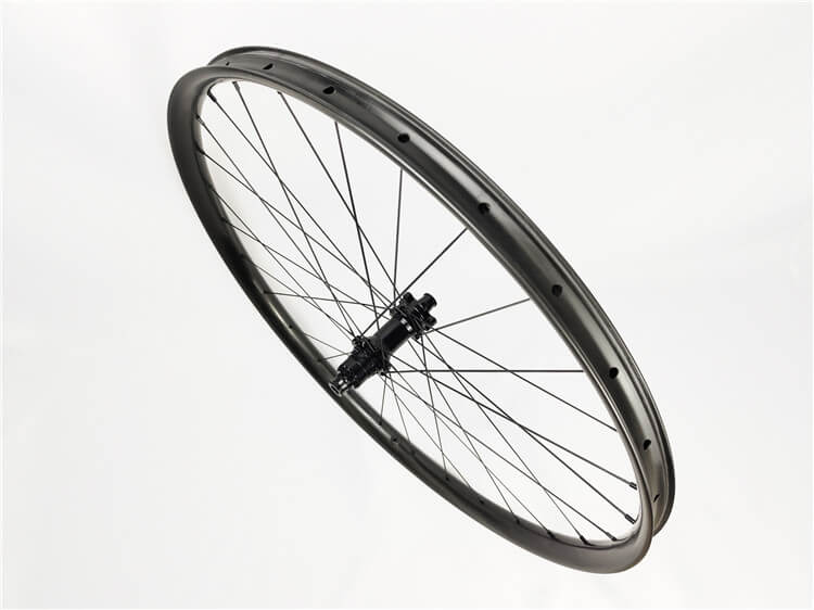 7tbike-mtb-carbon-bike-wheelset-tme9035-06.jpg